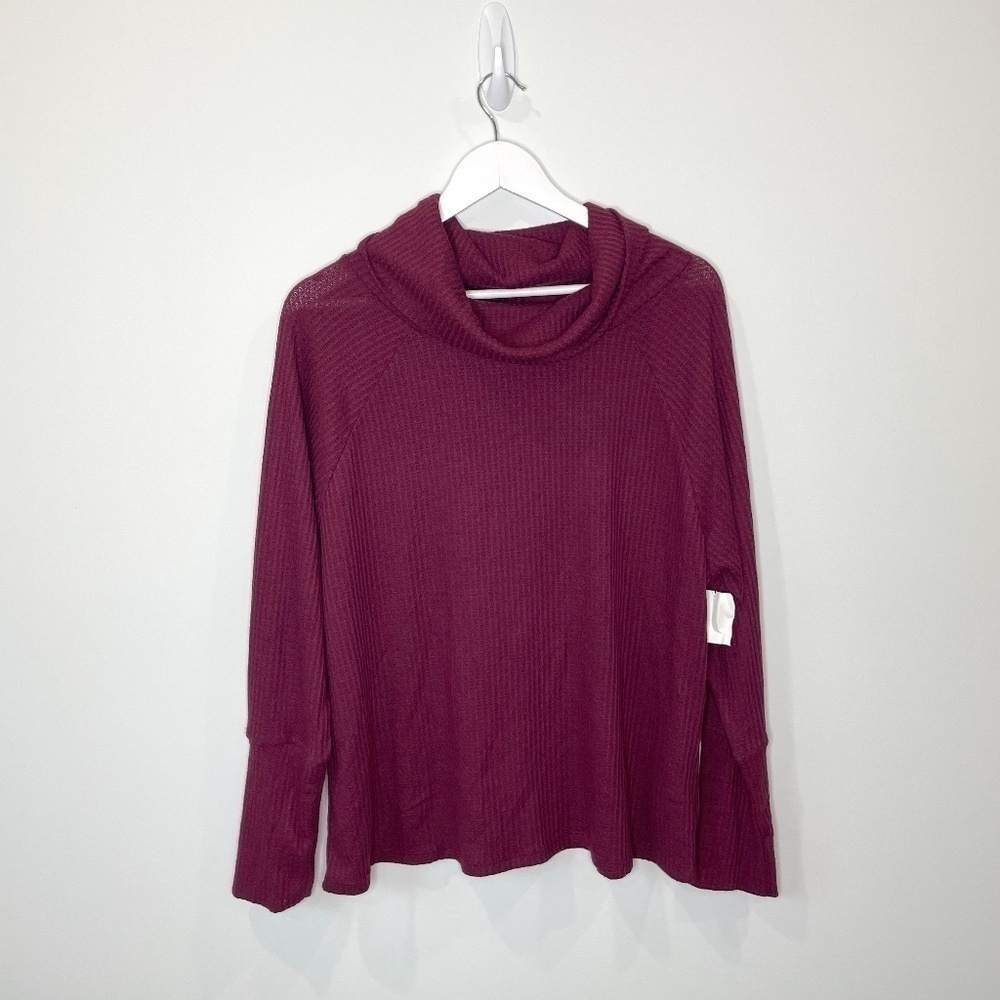 Bobeau Maroon Long Sleeve Turtleneck Top